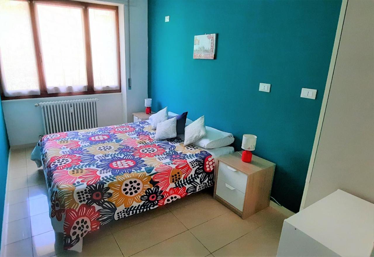 Appartamento Lucini Ai Portici C,parcheggio disponibile Tirano Esterno foto