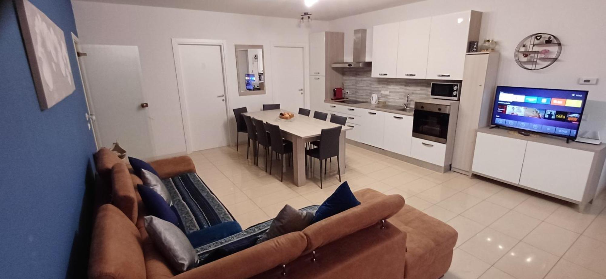 Appartamento Lucini Ai Portici C,parcheggio disponibile Tirano Esterno foto
